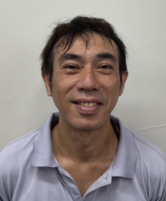 劉員擔任投遞工作盡忠職守、克盡本份，平日工作態度樂觀積極、任勞任怨，投遞品質優異。對公眾，態度謙恭有禮，屢獲收件人來電肯定及讚譽；對主管交派工作配合度高，重視團隊榮譽精神。 