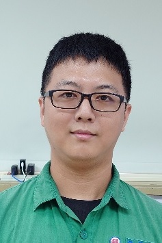擔任快包早班外勤投遞，遇有其他任務需求時積極配合主管排班調度，解決主管臨時人員調度困難，深受主管及同仁信賴。