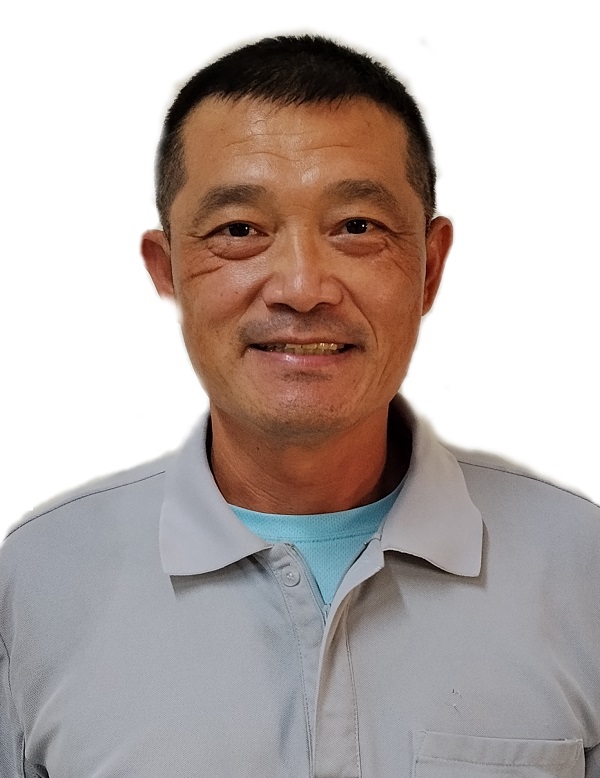 洪員主動運用公餘時間，協助優化郵件分類設施，藉此提升投遞準確度與效率，進而強化團隊合作默契，成為內部作業流程精進之重要推手。
