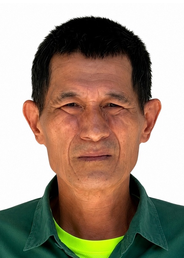 長期擔任接送工作每天最早到局，最晚離開。