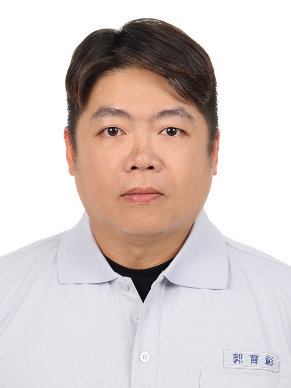 擔任快包投遞工作認真負責，能精準並確實地完成工作，妥投率高，且服務態度親切，屢獲民眾肯定。