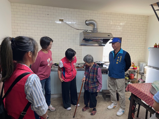 113年臺灣郵政協會與南投郵局合辦改善獨居長者居住環境