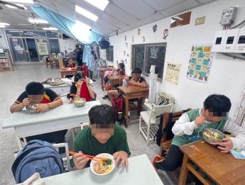 偏鄉弱勢兒童課輔班營養餐費扶助計畫