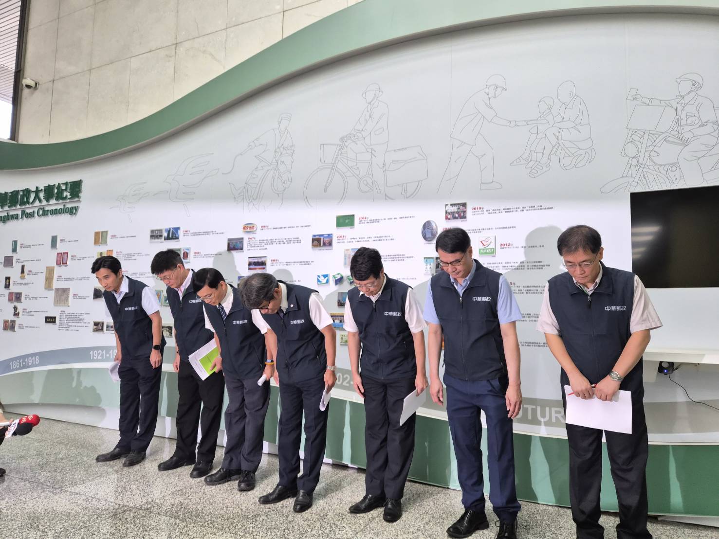 中華郵政針對海洋大學成績單郵件投遞延誤致歉 並全面檢討作業流程優化設備避免類此事件發生