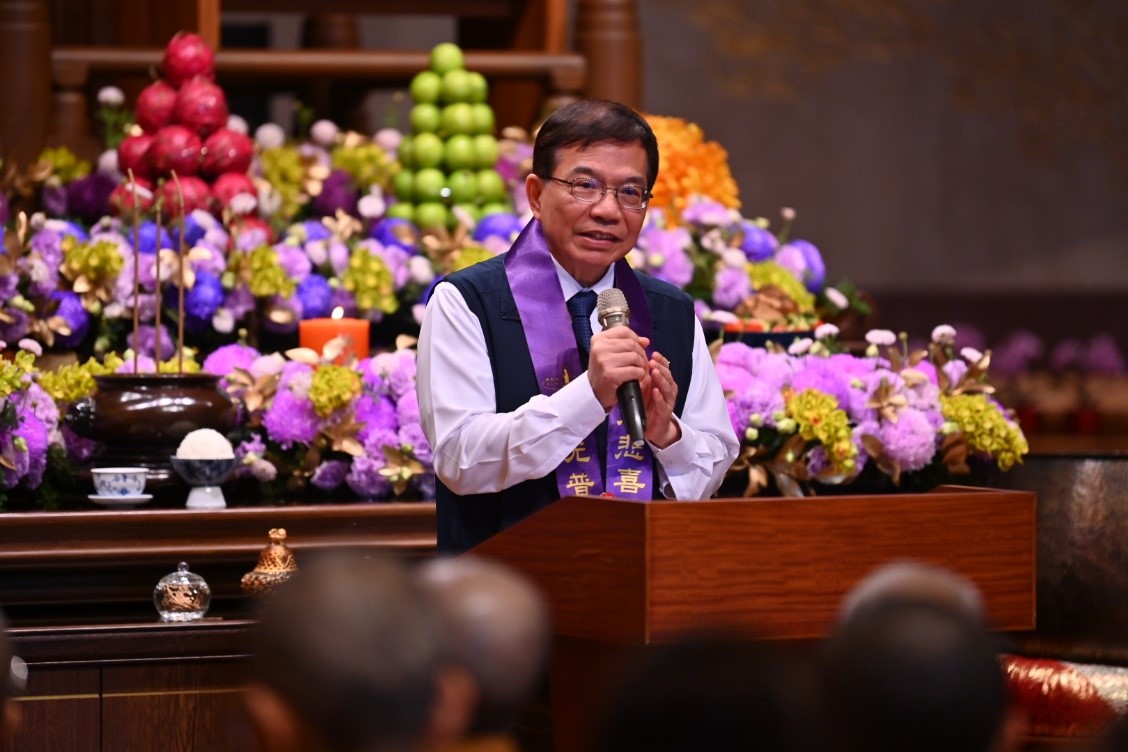 傳承人間佛教善美價值 中華郵政發行「傳燈六十．百年仰望郵票」